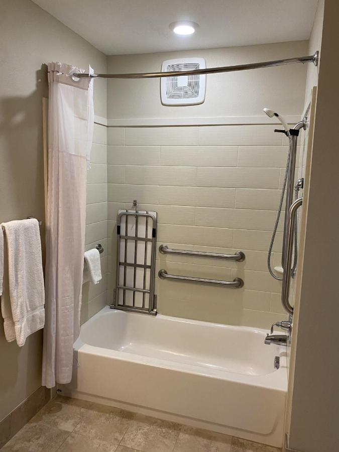 Americinn By Wyndham Hartford Sd Eksteriør bilde
