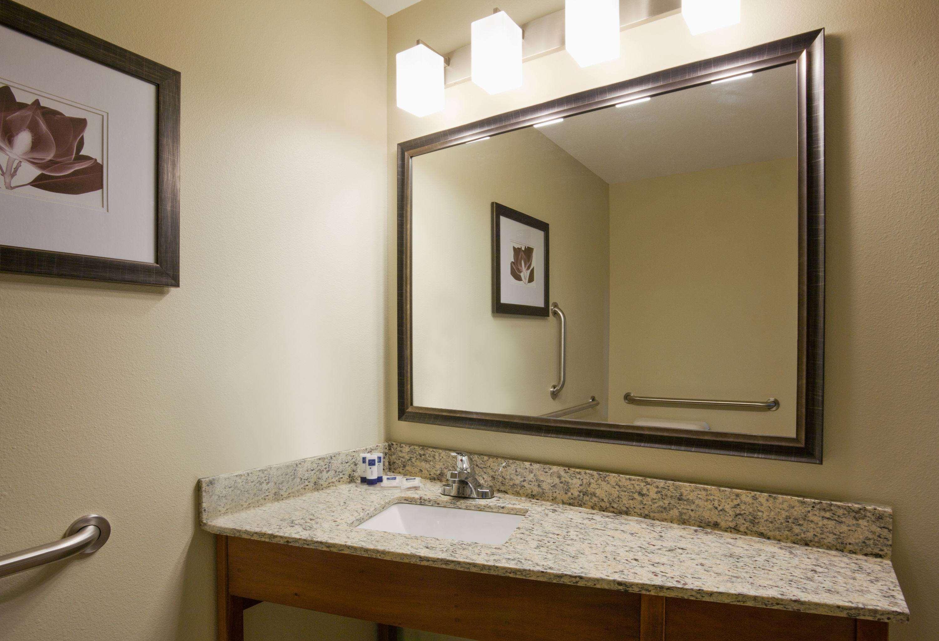 Americinn By Wyndham Hartford Sd Eksteriør bilde