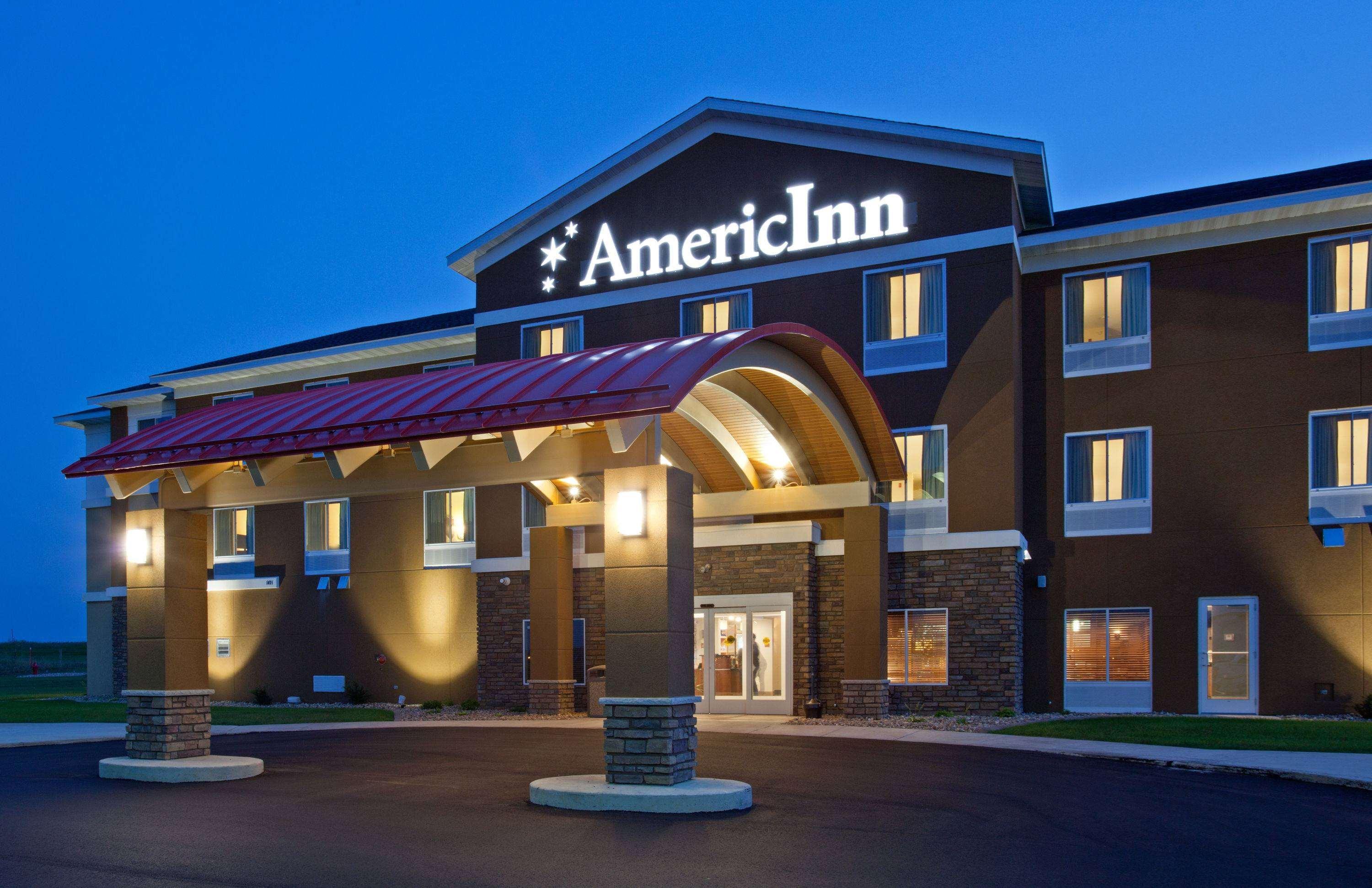 Americinn By Wyndham Hartford Sd Eksteriør bilde