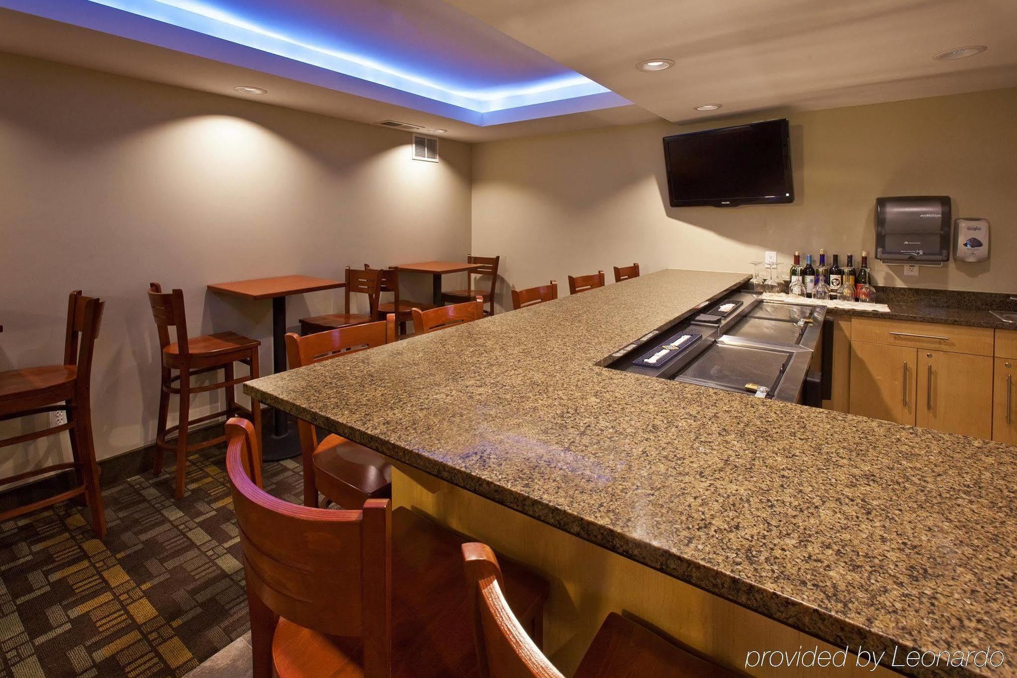 Americinn By Wyndham Hartford Sd Eksteriør bilde