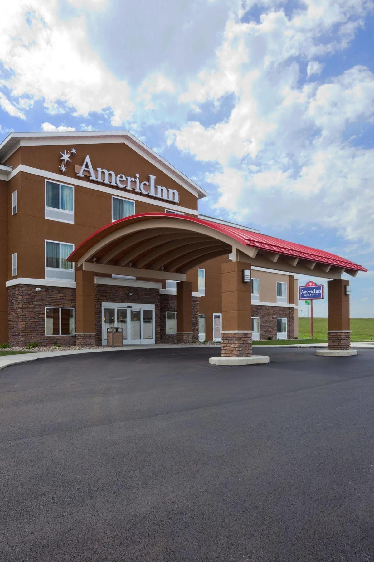 Americinn By Wyndham Hartford Sd Eksteriør bilde